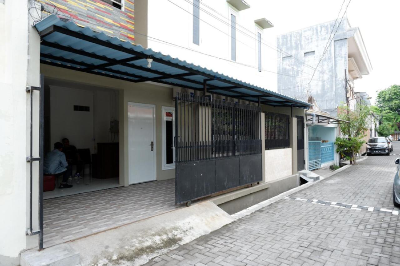 Reddoorz Hostel Near Kota Lama Semarang Eksteriør bilde