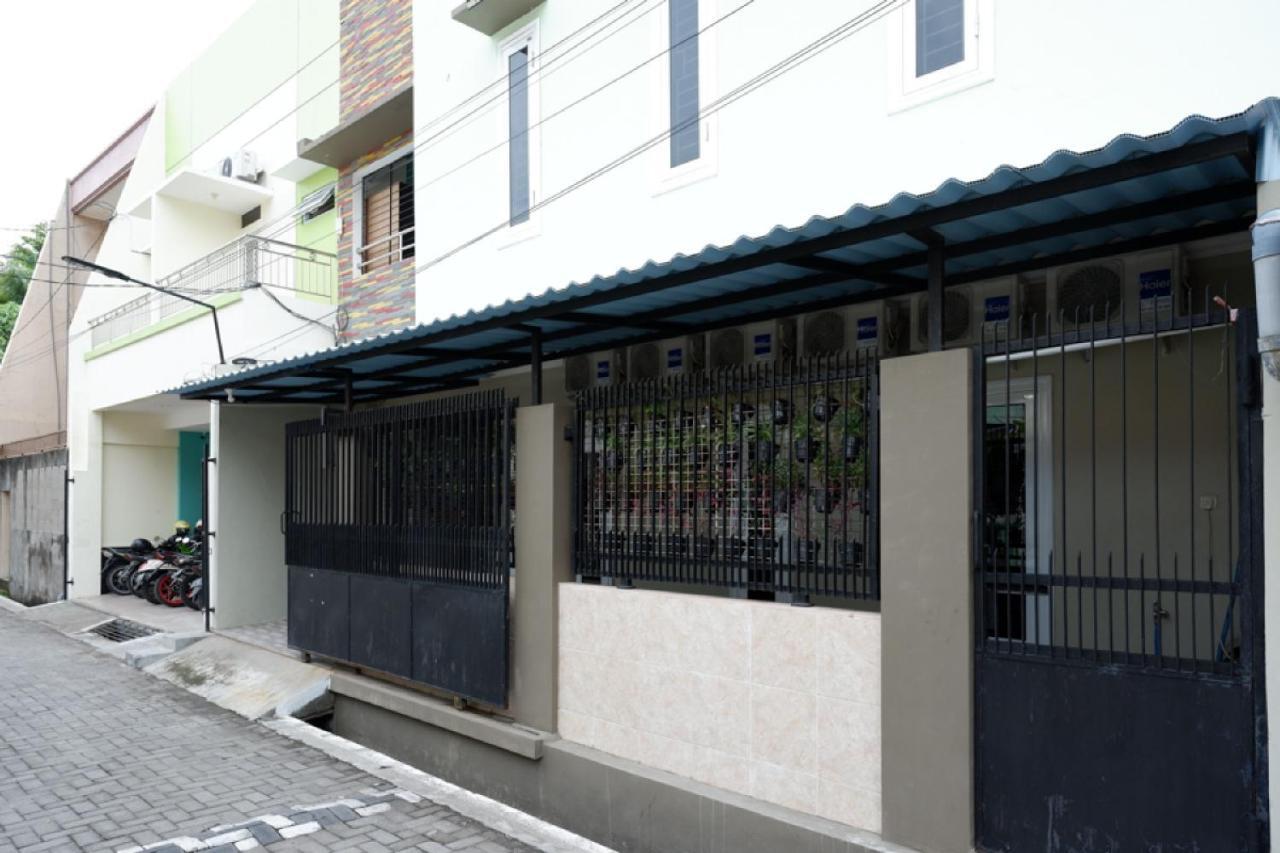 Reddoorz Hostel Near Kota Lama Semarang Eksteriør bilde
